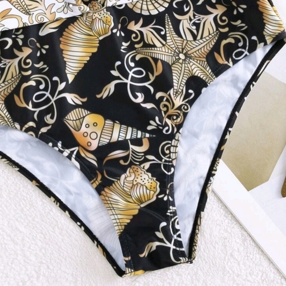 Women's High Waisted Bikini Swimsuit  Size XS. - Picture 7 of 15